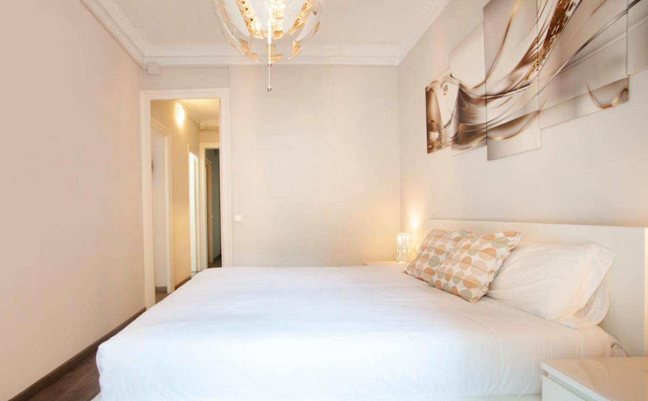P2par1002 - Super Bright & New In The Center Apartment *